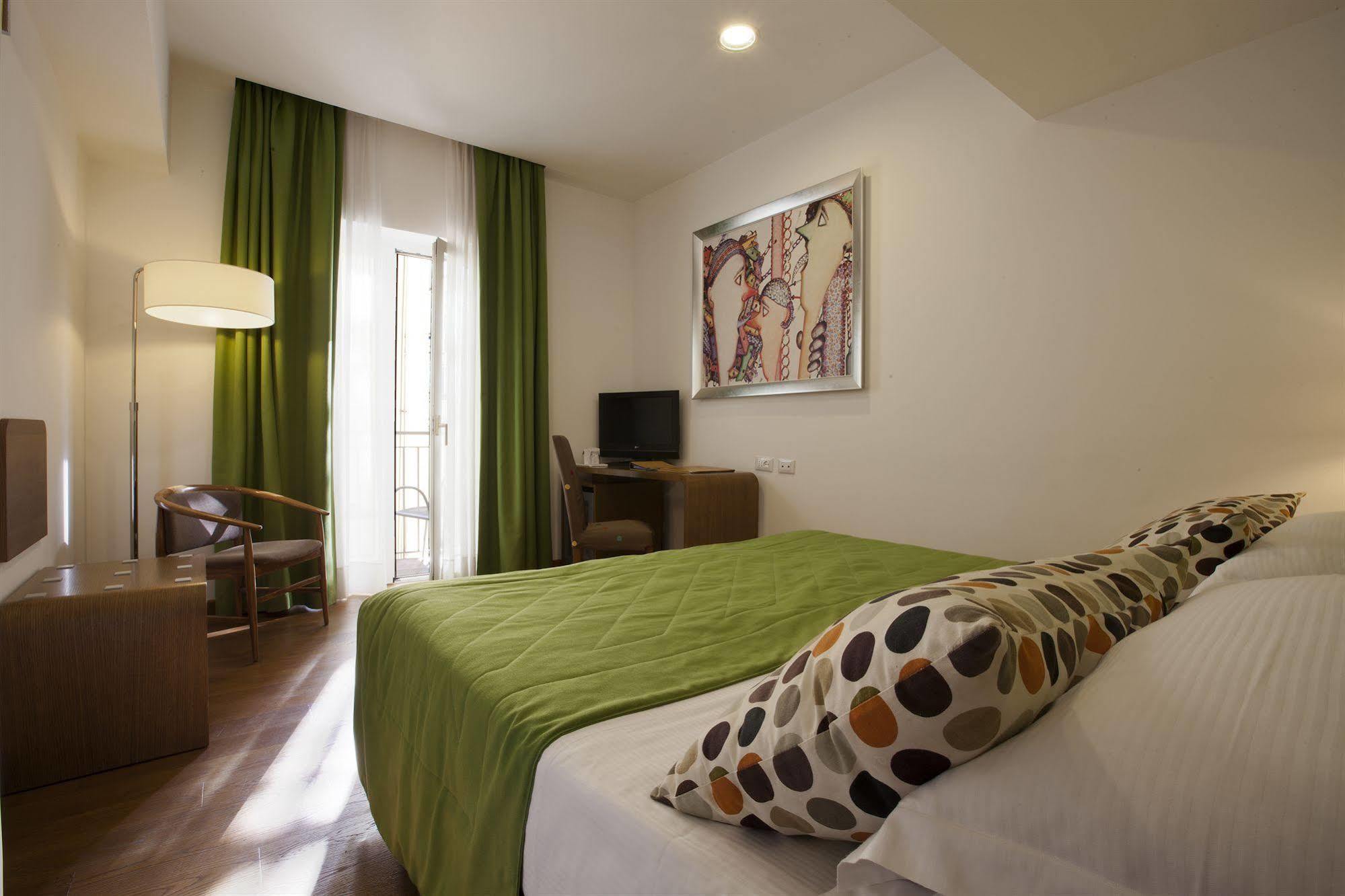 Hotel Plaza Sorrento Ngoại thất bức ảnh